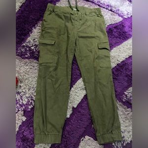 green cargo pants